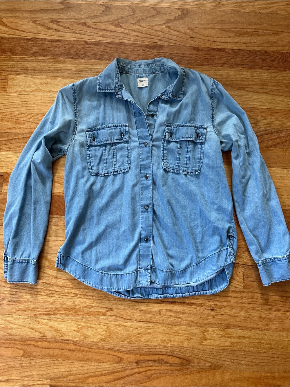 GAP 100% cotton denim button-down